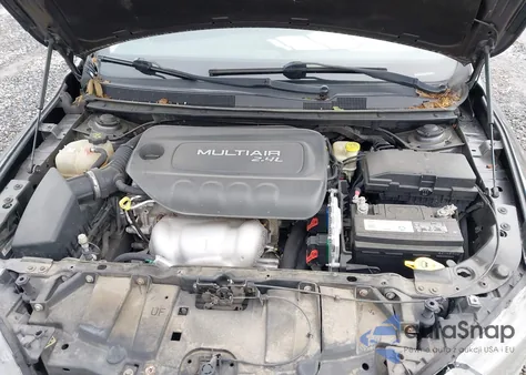 2015 Chrysler 200 Limited z USA, uszkodzony, nr VIN 1C3CCCAB7FN564217